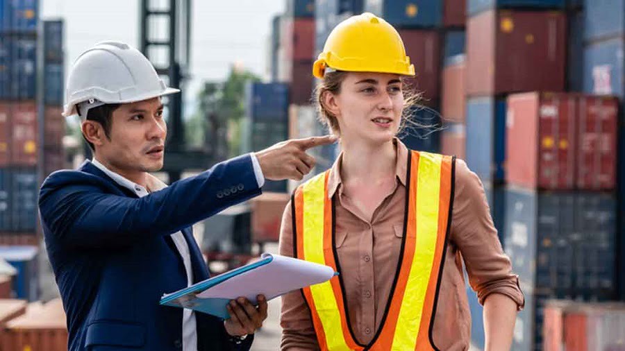 ترخیص کالا از گمرکات داخلی و بین المللی